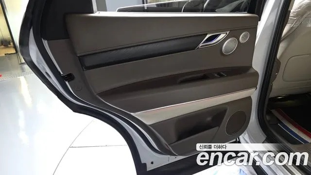 Genesis GV80 — Фото автомобиля 14