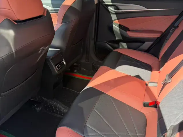 Changan Eado — Фото автомобиля 6