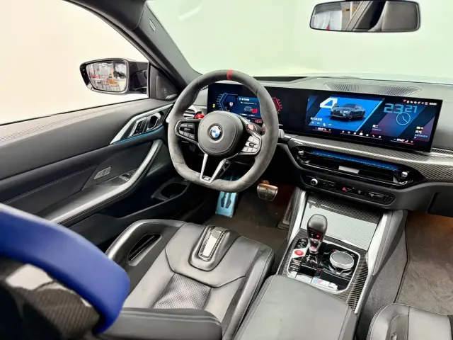 BMW M4 — Фото автомобиля 8