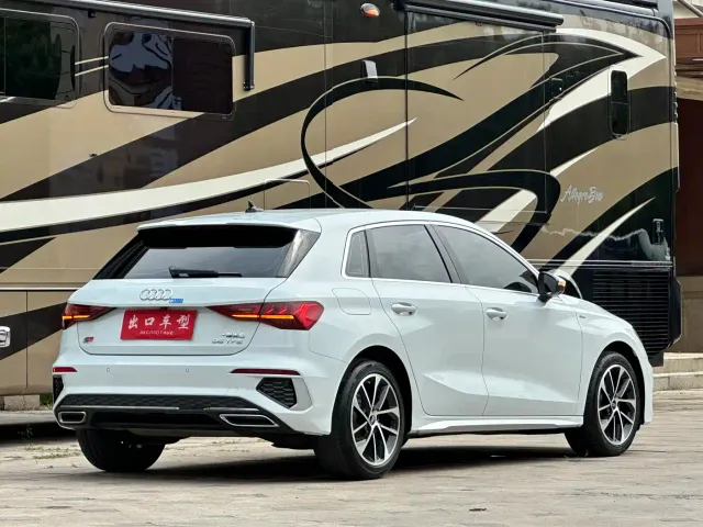 Audi A3 — Фото автомобиля 4