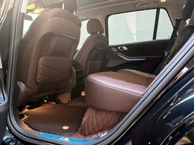 BMW X5 — Фото автомобиля 10