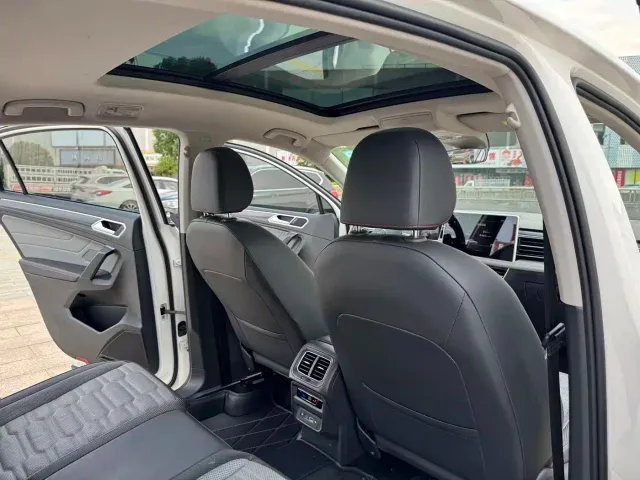 Volkswagen Tiguan X — Фото автомобиля 21