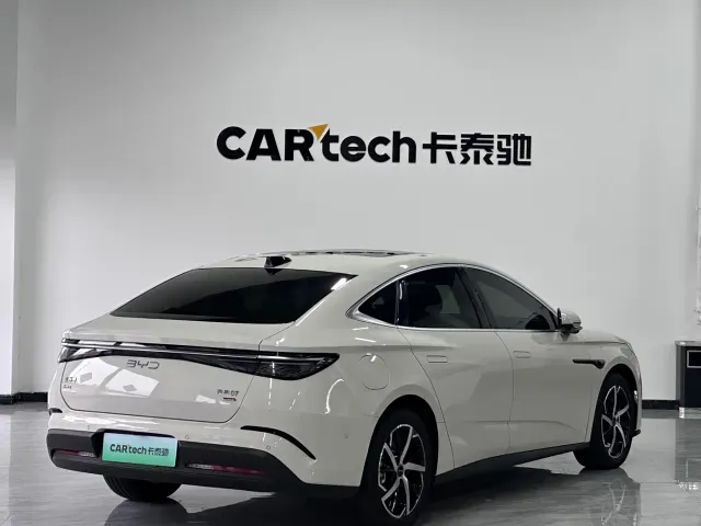 BYD Seal 07 DM-i — Фото автомобиля 8