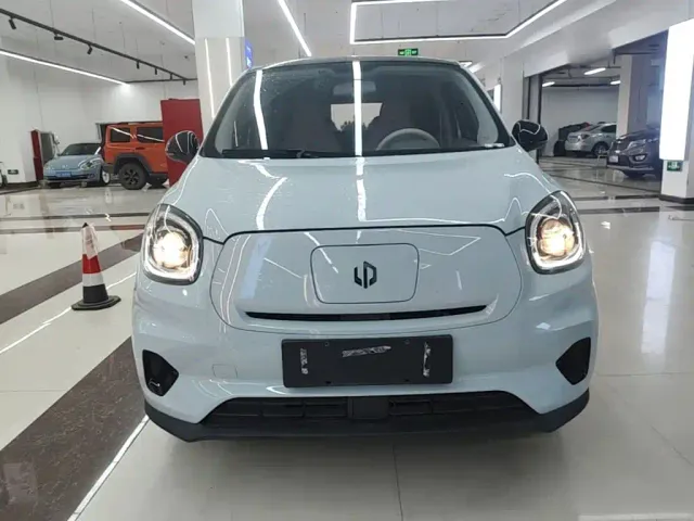 Leapmotor T03 — Фото автомобиля 2