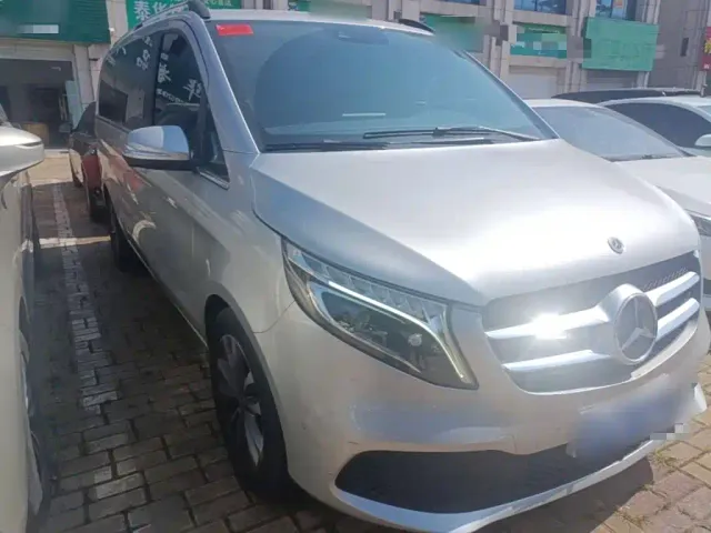 Mercedes-Benz V-Class — Фото автомобиля 21