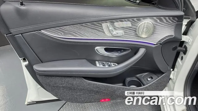 Mercedes-Benz E-Class W213 — Фото автомобиля 13