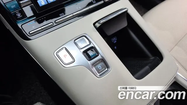 Hyundai Grandeur New — Фото автомобиля 12