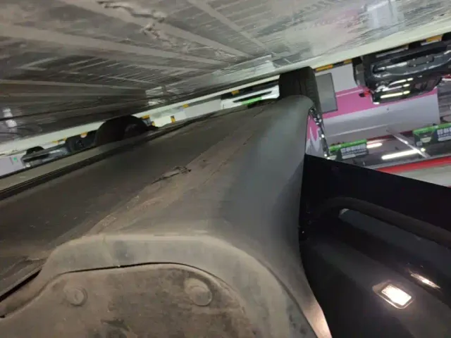 Tesla Model Y — Фото автомобиля 21