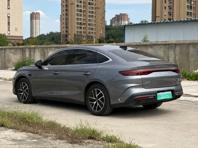BYD Qin L — Фото автомобиля 4