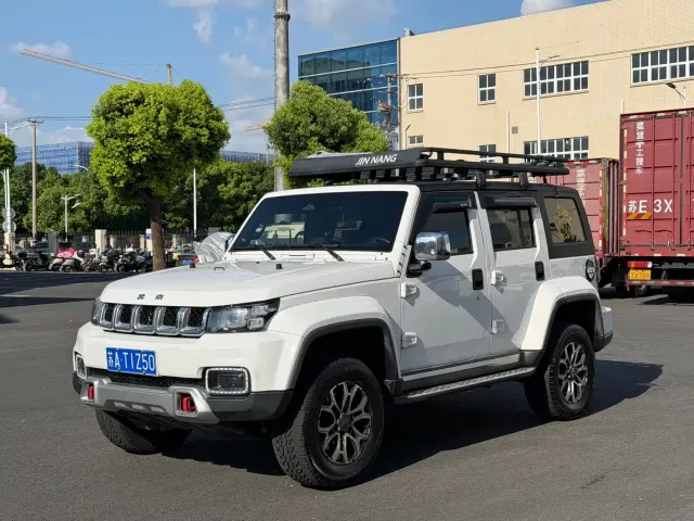 Фотография автомобиля — BAIC BJ40