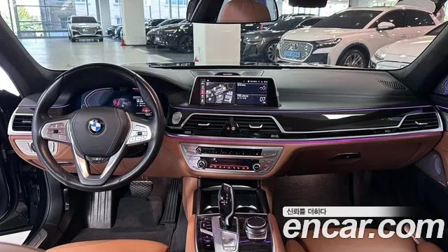 BMW 7 Series G11 — Фото автомобиля 7