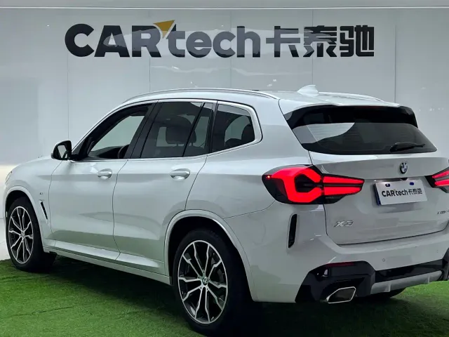 BMW X3 — Фото автомобиля 5