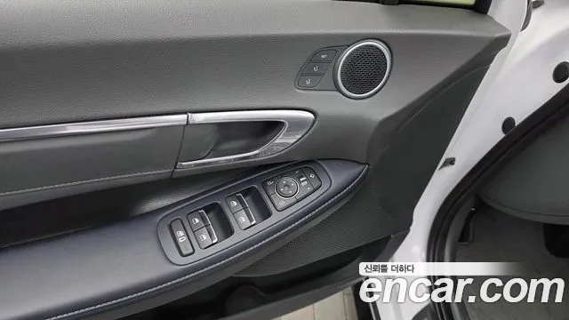 Hyundai Sonata — Фото автомобиля 29
