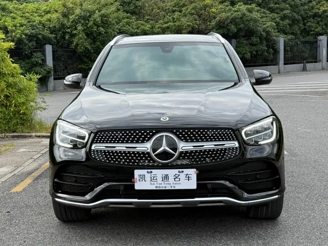 Фотография автомобиля — Mercedes-Benz GLC-Class