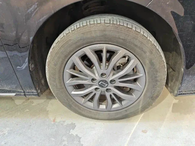 Bestune Besturn M9 — Фото автомобиля 8