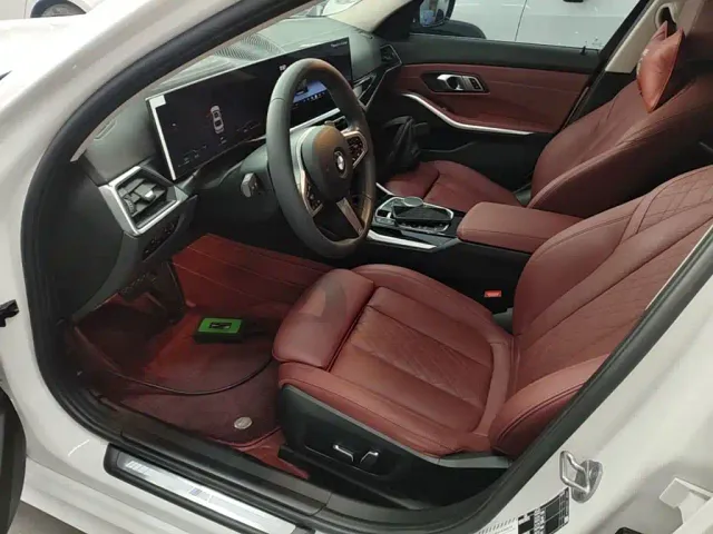 BMW 3 Series — Фото автомобиля 15