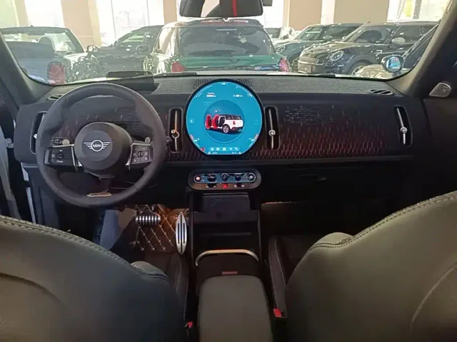 MINI JCW COUNTRYMAN — Фото автомобиля 9
