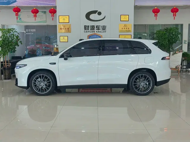 Leapmotor C10 — Фото автомобиля 3