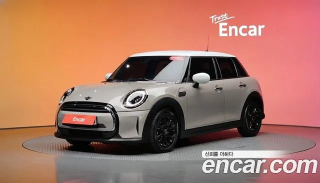 Фотография автомобиля — MINI Cooper