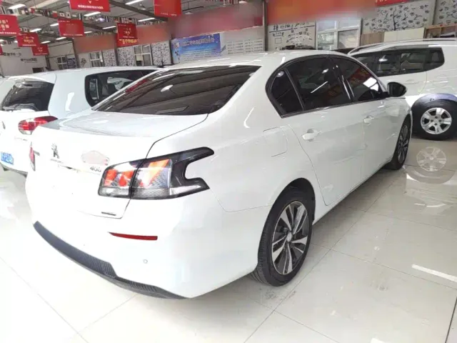 Peugeot 408 — Фото автомобиля 6