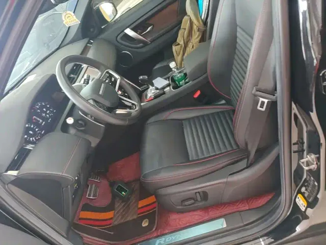 Land Rover Discovery Sport — Фото автомобиля 14