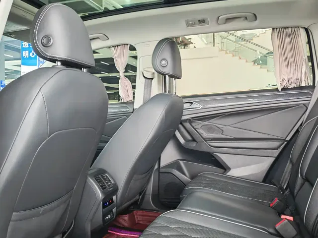 Volkswagen Tiguan L — Фото автомобиля 8