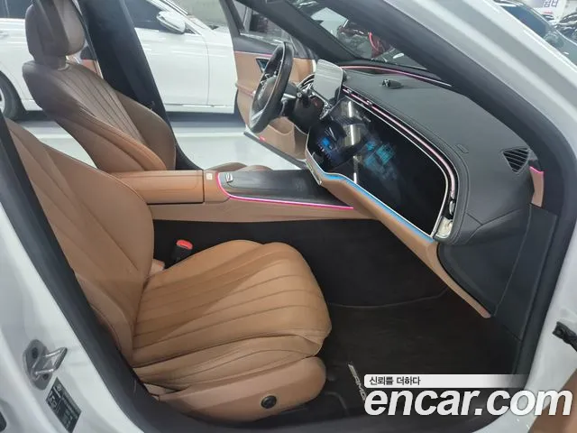 Mercedes-Benz E-Class W214 — Фото автомобиля 11