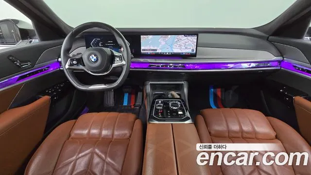 BMW 7-Series 7 серия (G70) 740i sDrive Design Pure Excellence — Фото автомобиля 5