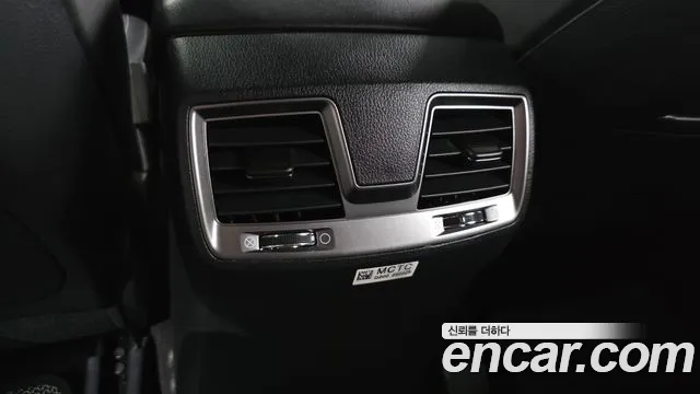 KG_Mobility_Ssangyong Rexton Новый Rexton Sport Khan Дизель 2.2 4WD — Фото автомобиля 29