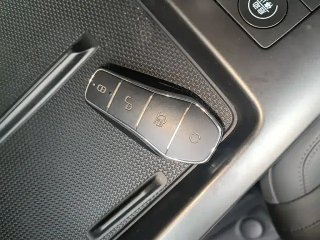 BYD Qin PLUS — Фото автомобиля 8
