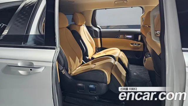Kia Carnival 4th Gen — Фото автомобиля 16