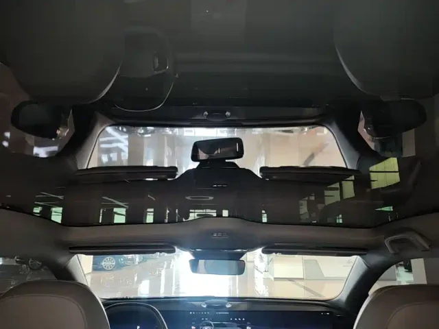 Geely Galaxy E8 — Фото автомобиля 17