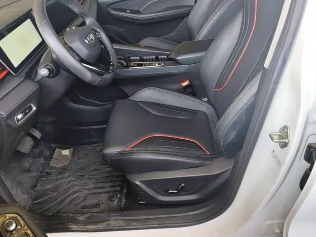 Geely Binrui — Фото автомобиля 14
