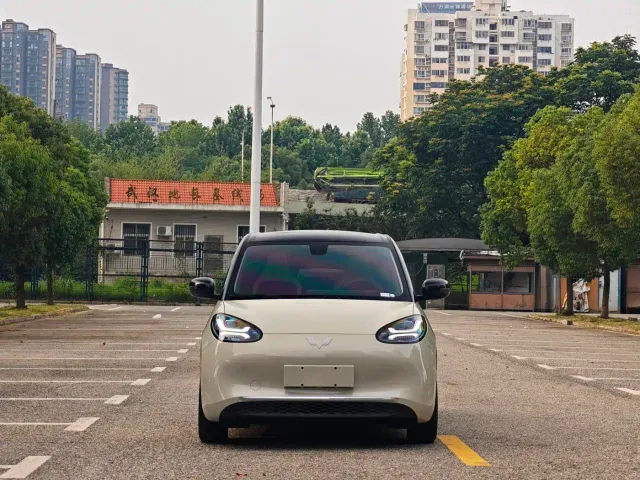 Wuling Bingo — Фото автомобиля 2