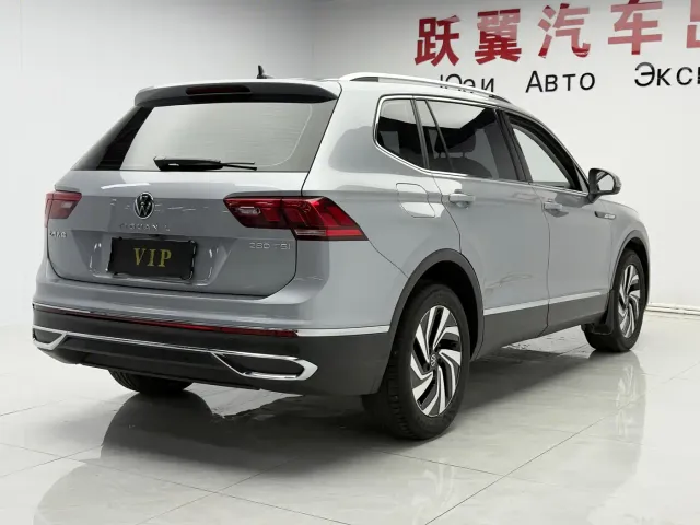 Volkswagen Tiguan L — Фото автомобиля 4