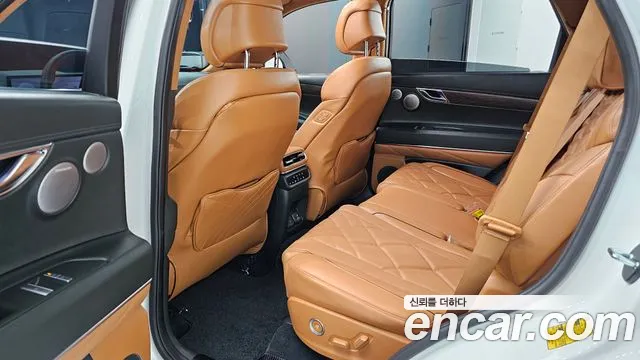 Genesis GV80 — Фото автомобиля 17