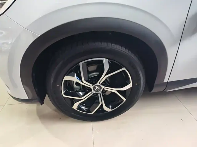 BYD Yuan PLUS — Фото автомобиля 22