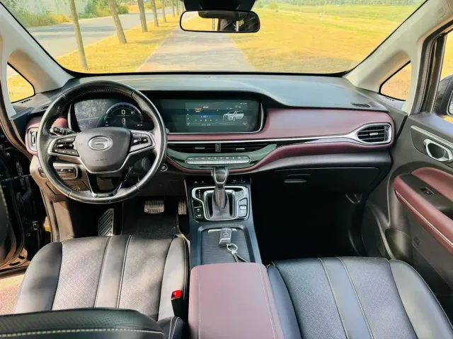 GAC Trumpchi M6 — Фото автомобиля 6