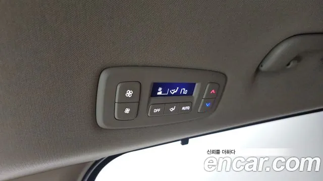 Kia Carnival Generation 4 — Фото автомобиля 29