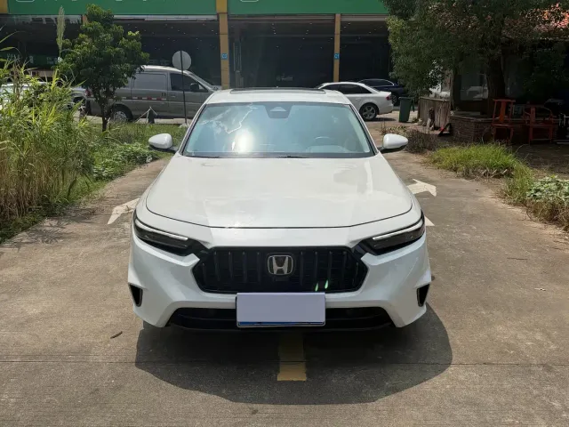 Honda Inspire — Фото автомобиля 2