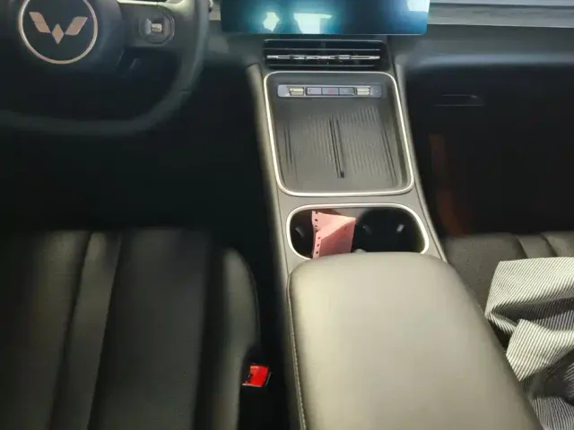 Wuling Starlight S — Фото автомобиля 16