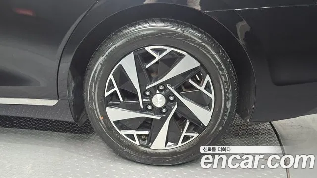 Hyundai Grandeur — Фото автомобиля 21