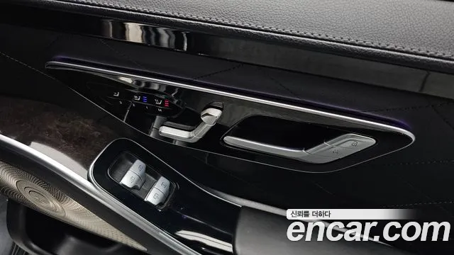 Mercedes-Benz S-Class — Фото автомобиля 28