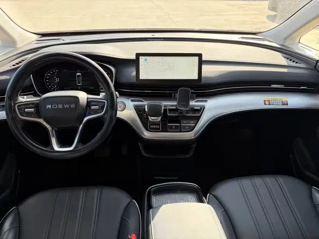 Roewe iMAX8 — Фото автомобиля 9