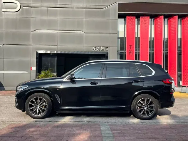 BMW X5 — Фото автомобиля 4