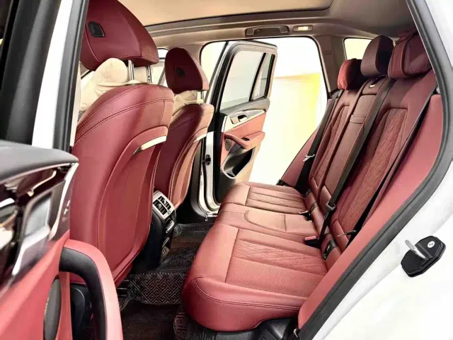 BMW X3 — Фото автомобиля 9