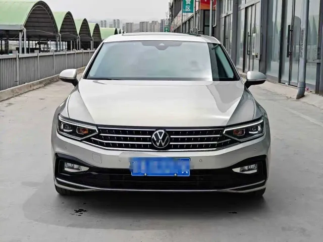 Volkswagen Magotan — Фото автомобиля 2