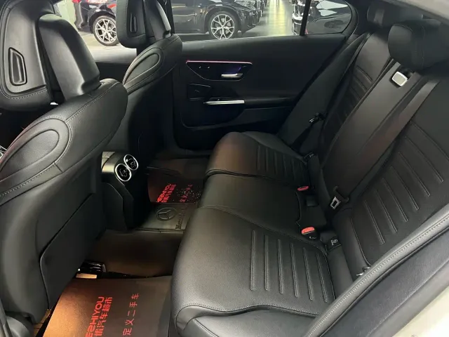 Mercedes-Benz C-Class — Фото автомобиля 10