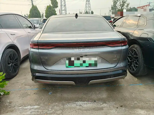 BYD Han L — Фото автомобиля 8
