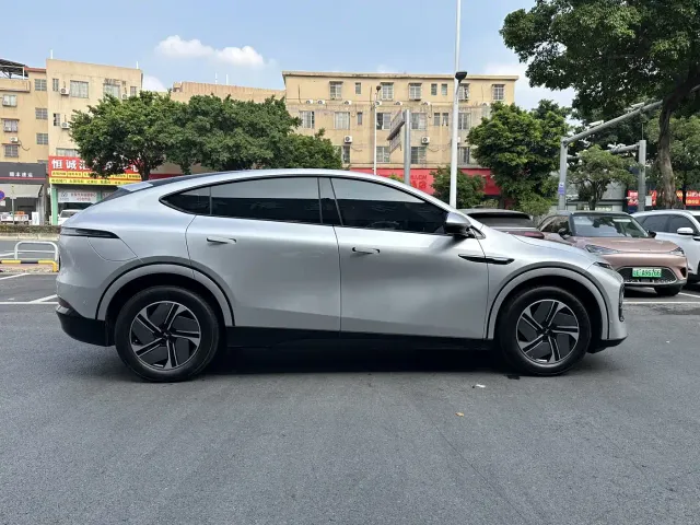 Xpeng G6 — Фото автомобиля 3